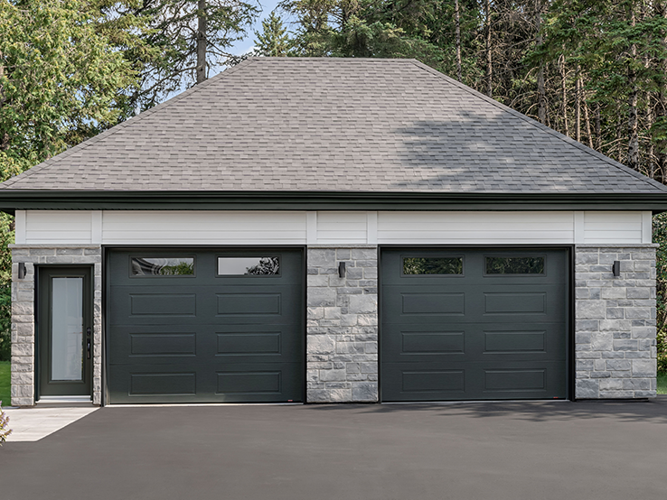Garaga residential garage door in Iron Ore with the Shaker-Modern XL design and Clear glass.
